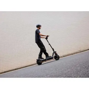 segway-elektricni-romobil-max-g3-i-37868-spn-aa0516010007.webp