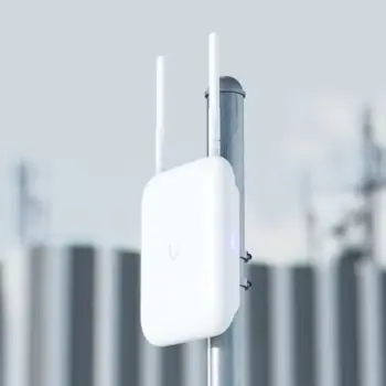ubiquiti-u7-outdoor-wifi-7-pristupna-tocka-2x22x2-mimo-67932-65001-67932.webp